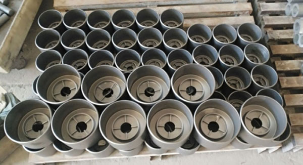 散热器封头生产现场